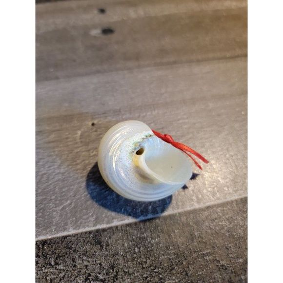 Glittery seashell white ornament xmas - Picture 3 of 4